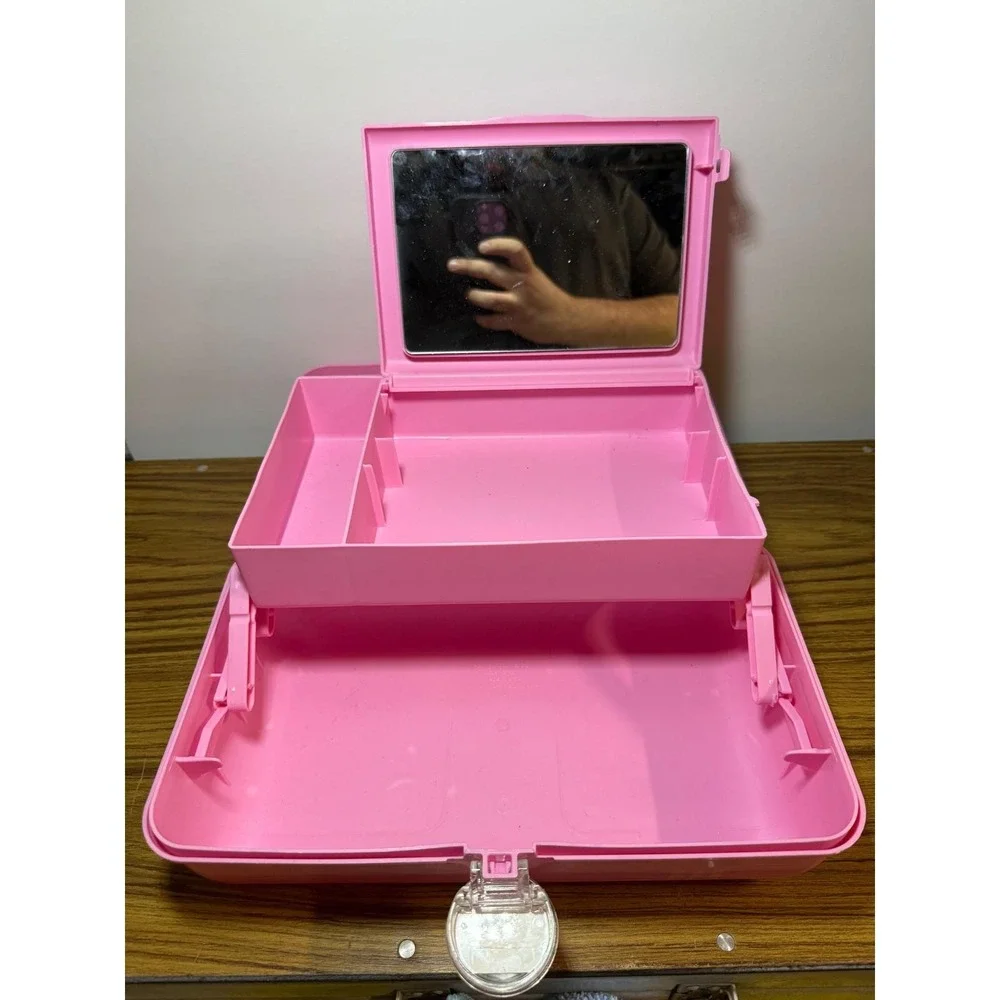 Vintage Caboodles 2 Tier Pink Jewelry Makeup Case Mirror Handle 5626‎